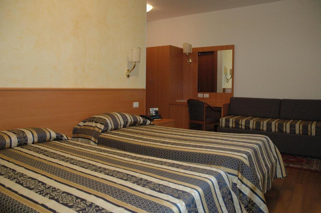 Hotel Ristorante Dotto Varago ห้อง รูปภาพ